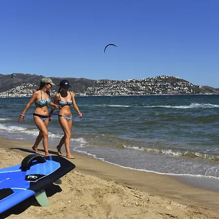 דירה Basic Comfort Karina 16º 0102 אמפוריבראבה